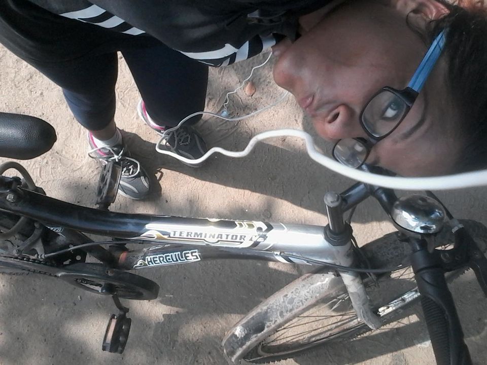 Photo of This 21-Year-Old Girl Rides Solo From Leh to Kanyakumari To Make A Point About Women Safety 4/6 by Sreshti Verma