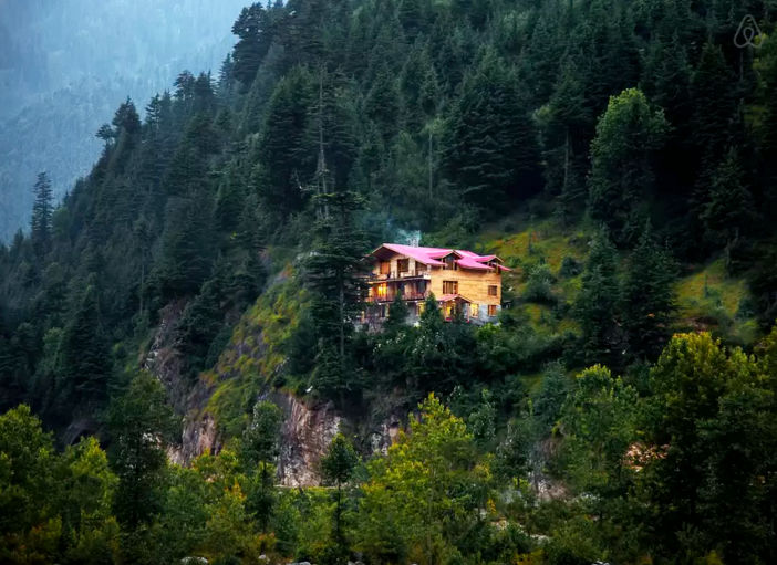 Photo of 10 Exotic Airbnb Stays In India Under Rupees 3000!! 15/30 by Krupali Jhobalia