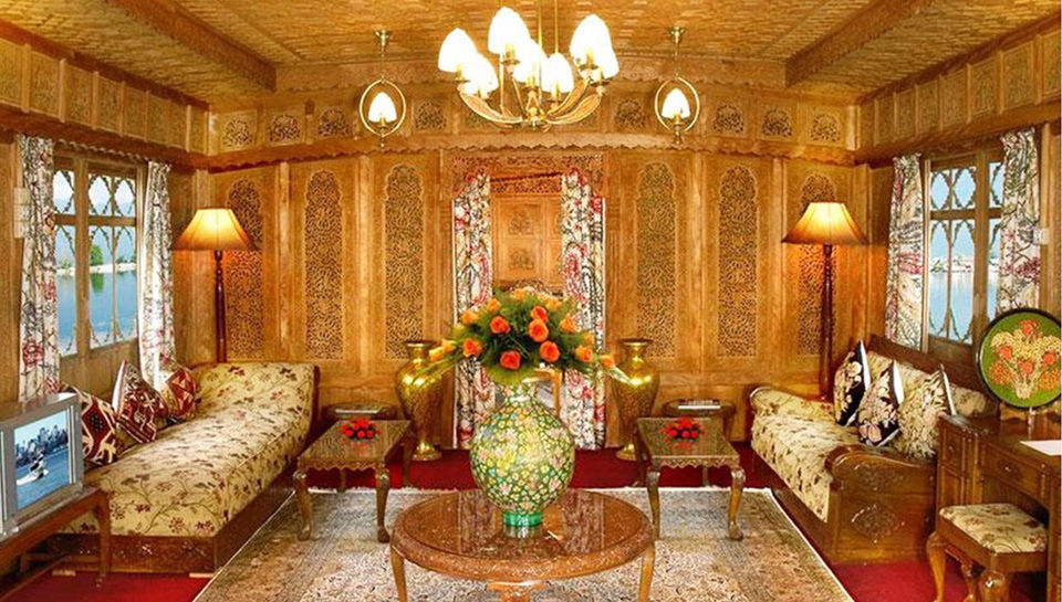 Photo of 10 Exotic Airbnb Stays In India Under Rupees 3000!! 27/30 by Krupali Jhobalia