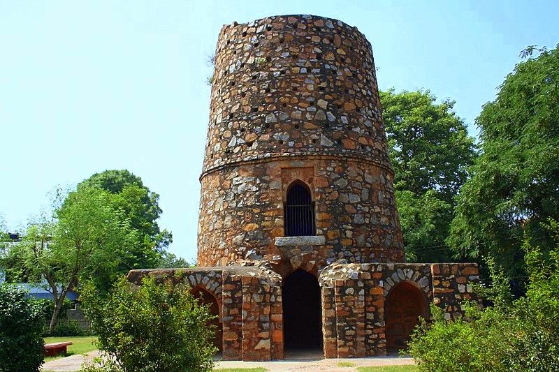 Photo of 8 Not So Famous Yet Beautiful Historical Places Of Delhi Which Even Most Of The Delhiites Don't know 2/9 by Kamakshi Pal