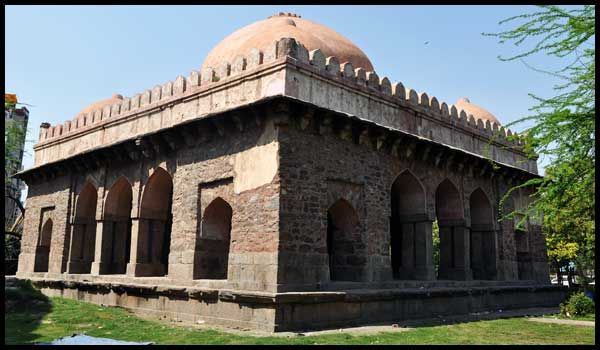 Photo of 8 Not So Famous Yet Beautiful Historical Places Of Delhi Which Even Most Of The Delhiites Don't know 3/9 by Kamakshi Pal