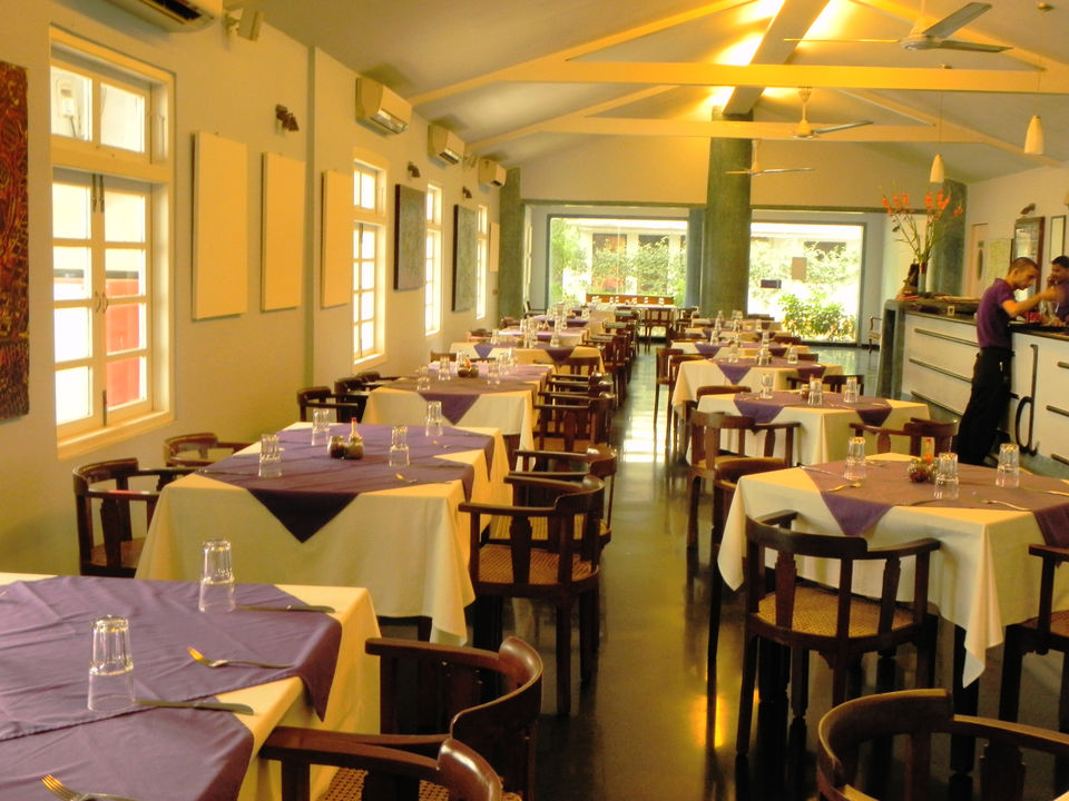 8 Best Romantic Restaurants For A Candle Light Dinner In Pune