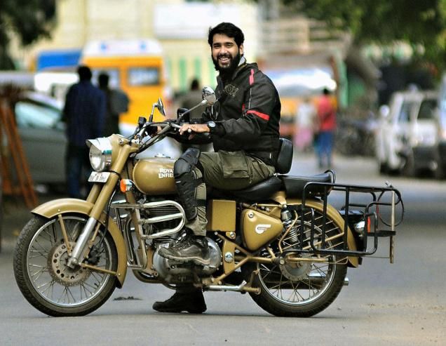 Photo of This Investment Banker Is Conquering Life's Disappointments By Travelling Across 29 States In India 1/10 by Disha Kapkoti