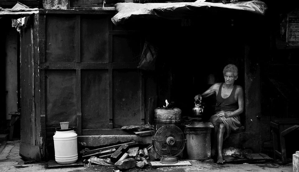 Photo of Folks on The Road : Calcutta in Monochrome 24/34 by Paushali Majumder