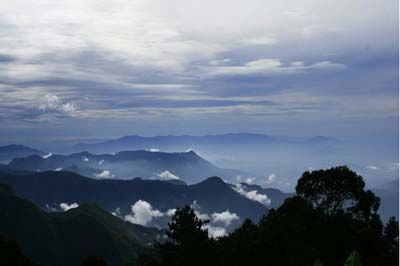 Photo of Travel within the clouds : Kodaikanal 16/18 by Nilay Chakrapani