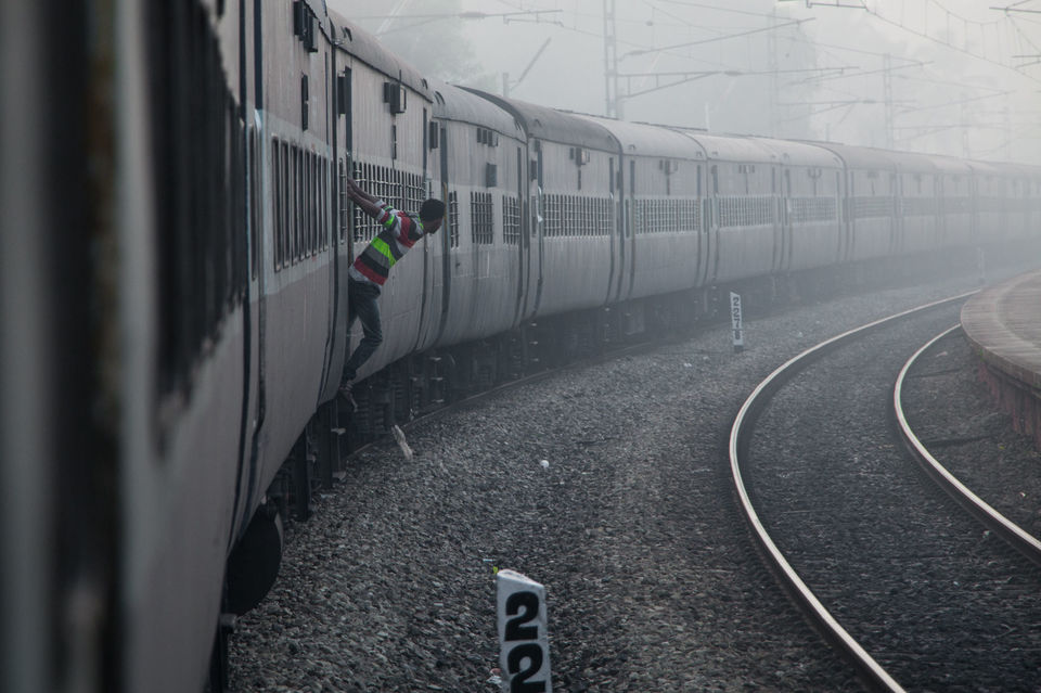 Картинки самого длинного поезда 2022 года. Long Train Journey рисунок. Wait for a Train. Photo in the Train. Long train journey