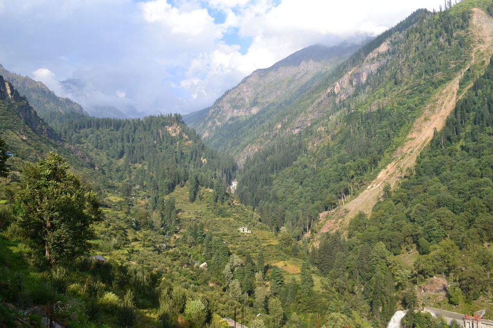Photo of Kasol - Tosh - Kheerganga 27/39 by Tanmay Jadhav