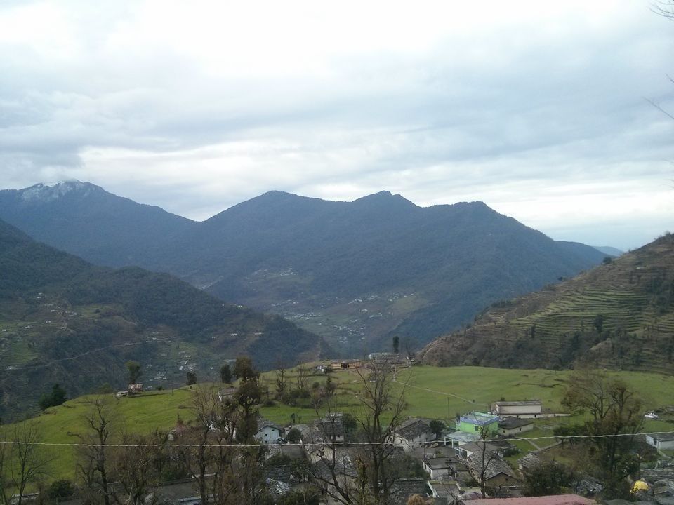 Photo of Exploring the Himalayas - Deoriatal Chandrashila Trek 38/63 by Sahil Raut