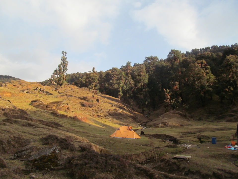 Photo of Exploring the Himalayas - Deoriatal Chandrashila Trek 46/63 by Sahil Raut