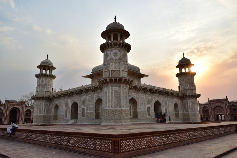 Photo of 9 Places to visit in AGRA 7/19 by Shatabdi Mitra