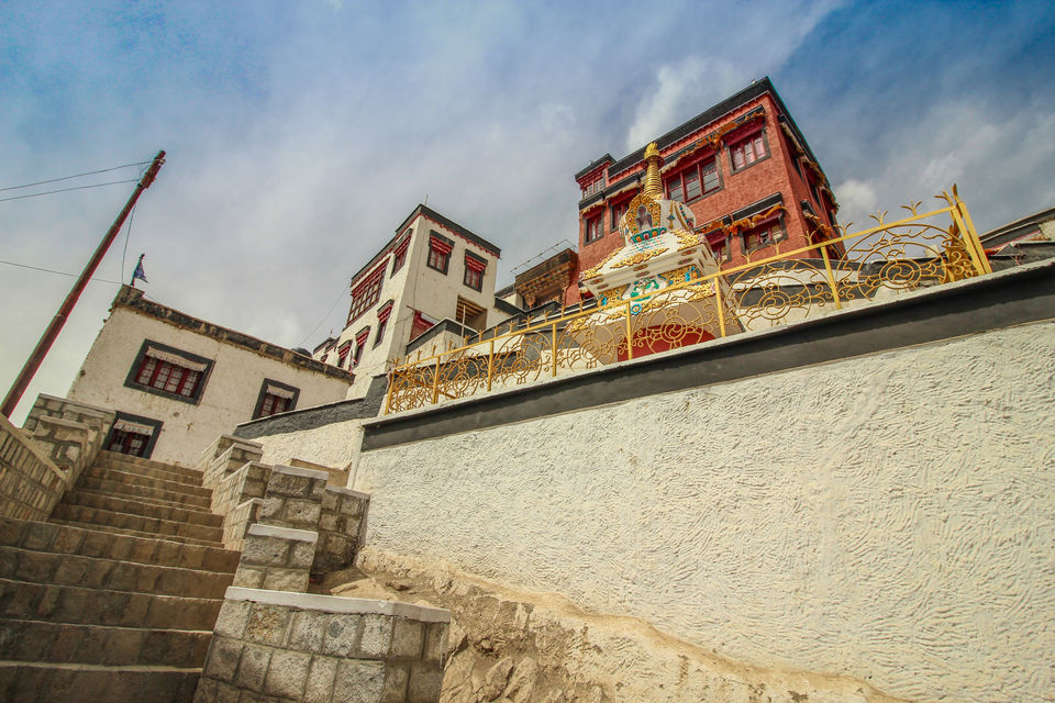 Photo of Ladakh - Of Deserts and Mountains 14/141 by Vikas Singh 