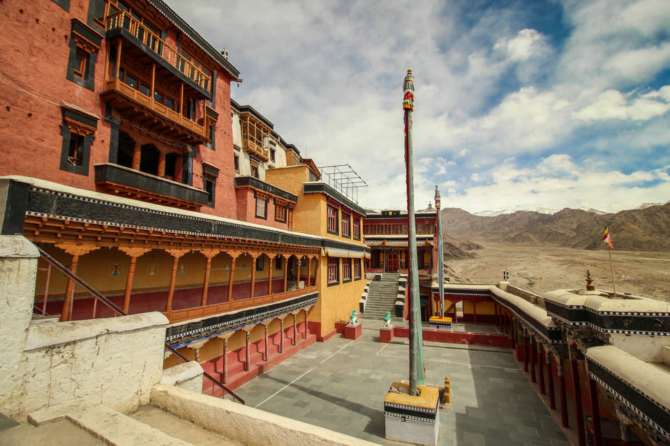 Photo of Ladakh - Of Deserts and Mountains 15/141 by Vikas Singh 