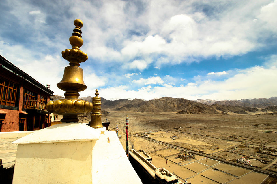 Photo of Ladakh - Of Deserts and Mountains 16/141 by Vikas Singh 