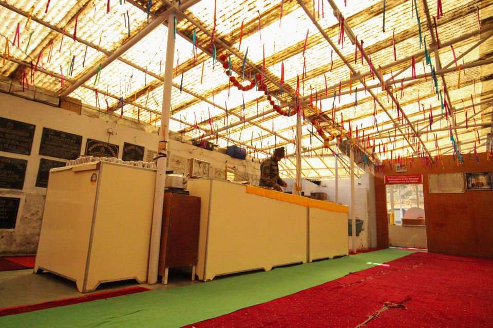 Photo of Ladakh - Of Deserts and Mountains 30/141 by Vikas Singh 