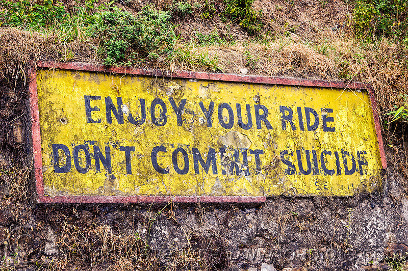 Photo of These Hilarious Signs Prove That Indian Roads Are The Best 3/12 by Sumedha Bharpilania