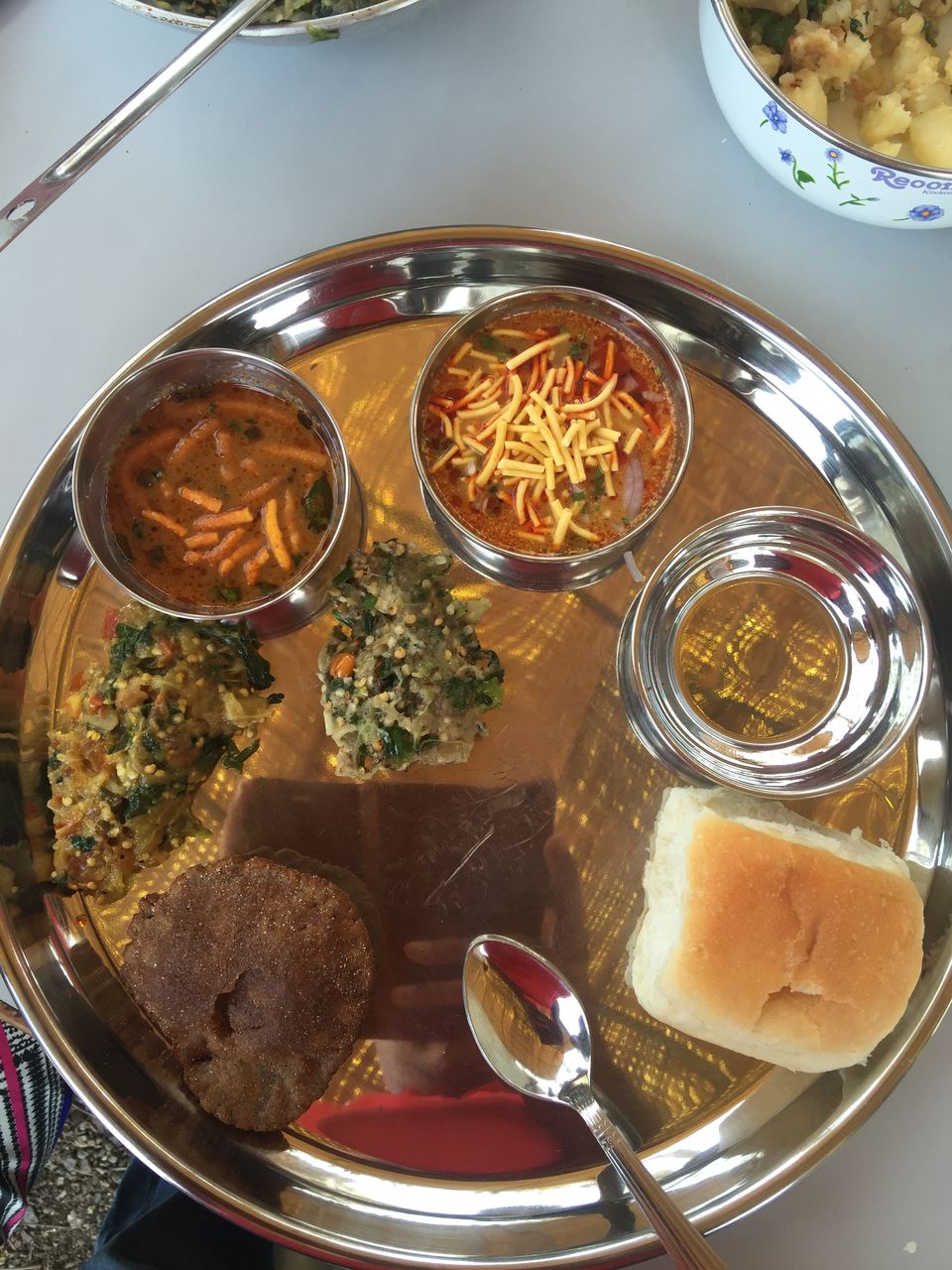 Photo of Vineyard trail with local Indian food- Nashik 9/16 by Mohal Banker