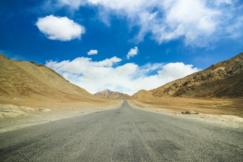 Photo of Ladakh - Of Deserts and Mountains 35/141 by Vikas Singh 