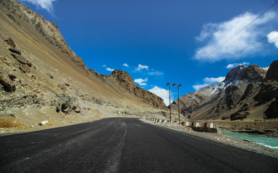 Photo of Ladakh - Of Deserts and Mountains 40/141 by Vikas Singh 