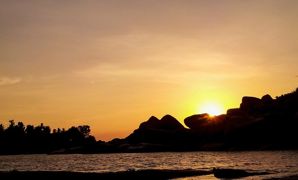Photo of Hippie island- HAMPI 9/15 by Swathi Mudhunuri