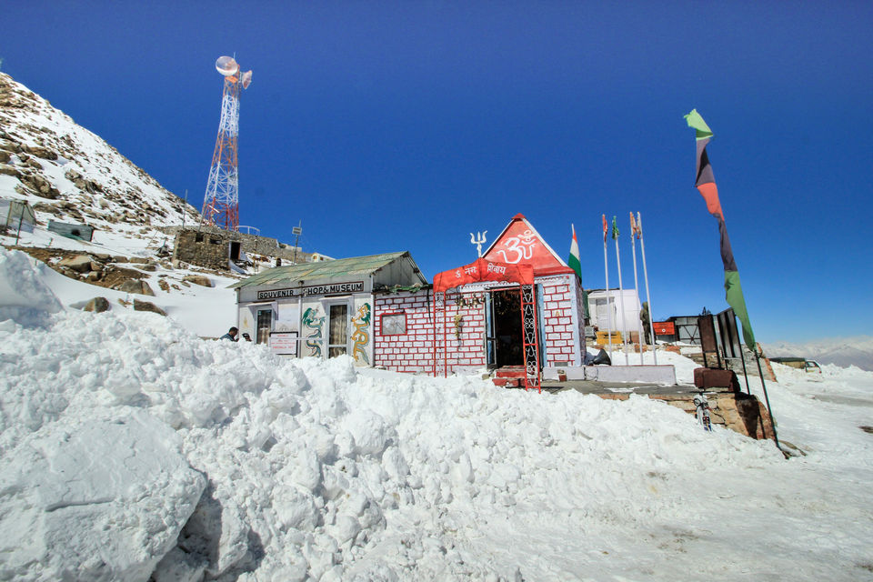 Photo of Ladakh - Of Deserts and Mountains 65/141 by Vikas Singh 