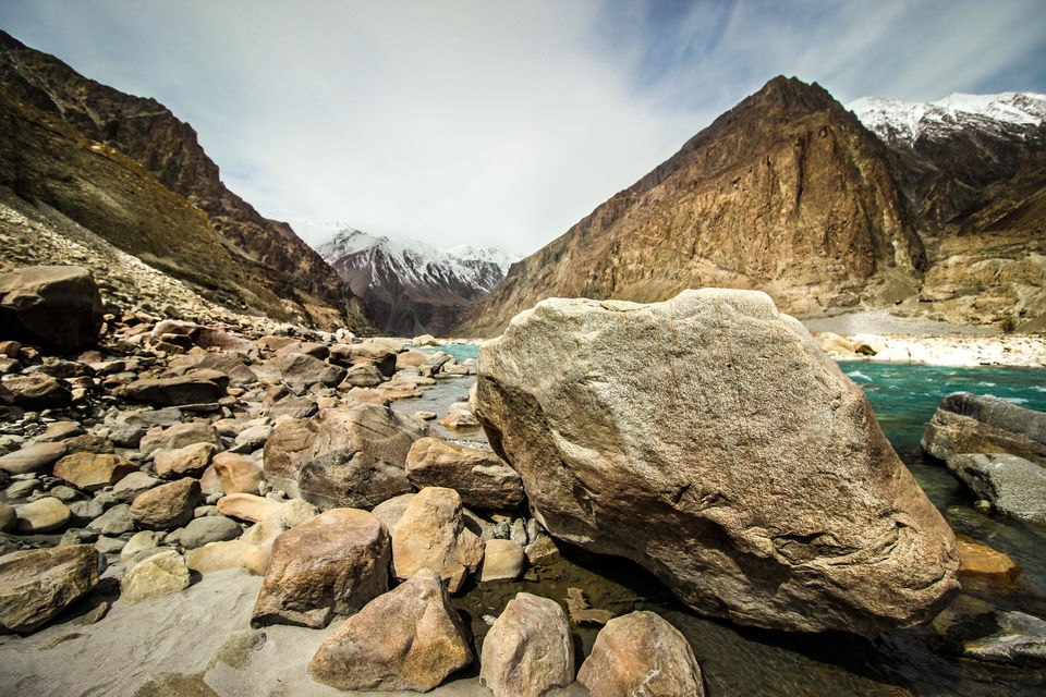 Photo of Ladakh - Of Deserts and Mountains 92/141 by Vikas Singh 