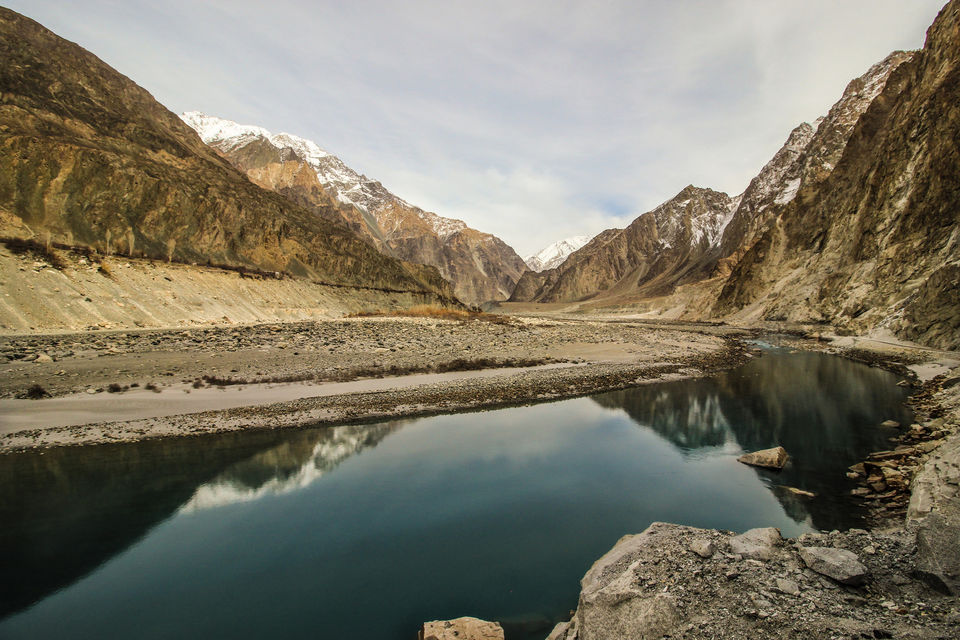 Photo of Ladakh - Of Deserts and Mountains 100/141 by Vikas Singh 