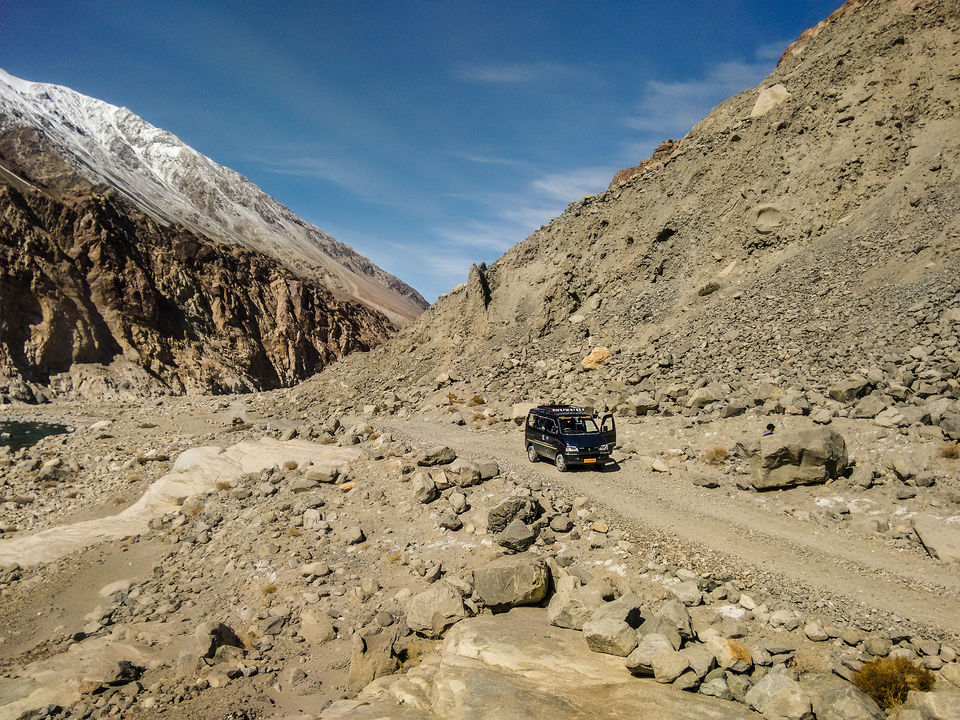 Photo of Ladakh - Of Deserts and Mountains 110/141 by Vikas Singh 