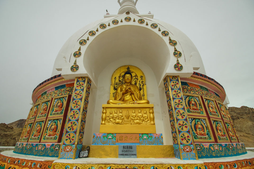 Photo of Ladakh - Of Deserts and Mountains 137/141 by Vikas Singh 