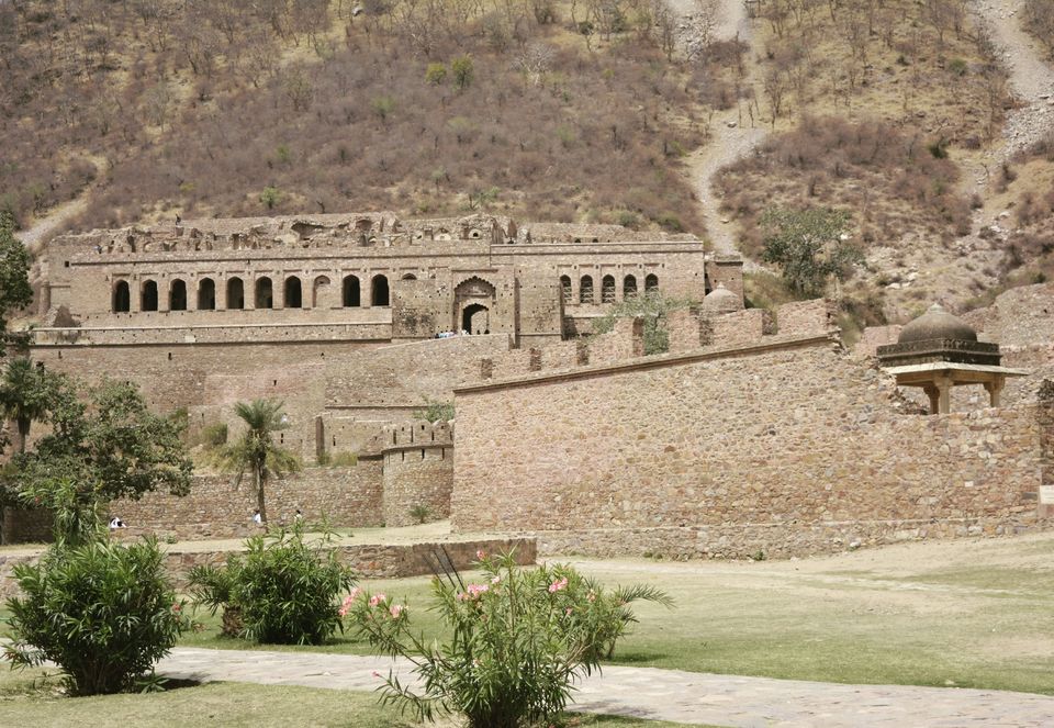 Photo of Bhangarh Fort: The Unsolved mystery 1/6 by PRATEEK AGARWAL