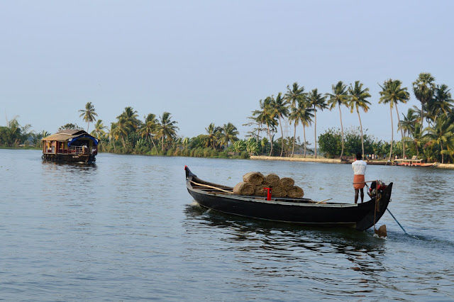 Photo of Vacationing the Kerala Backwaters 7/9 by Amul Garg