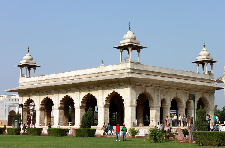 Photo of Delhi A dash of history and modernity. 14/25 by Abhay Kumar
