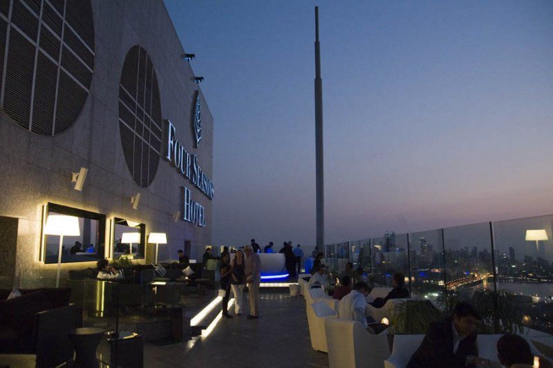 Photo of Pubs In Mumbai That Are A Tribute To Its Amazing Nightlife 3/10 by Avilasha Sarmah