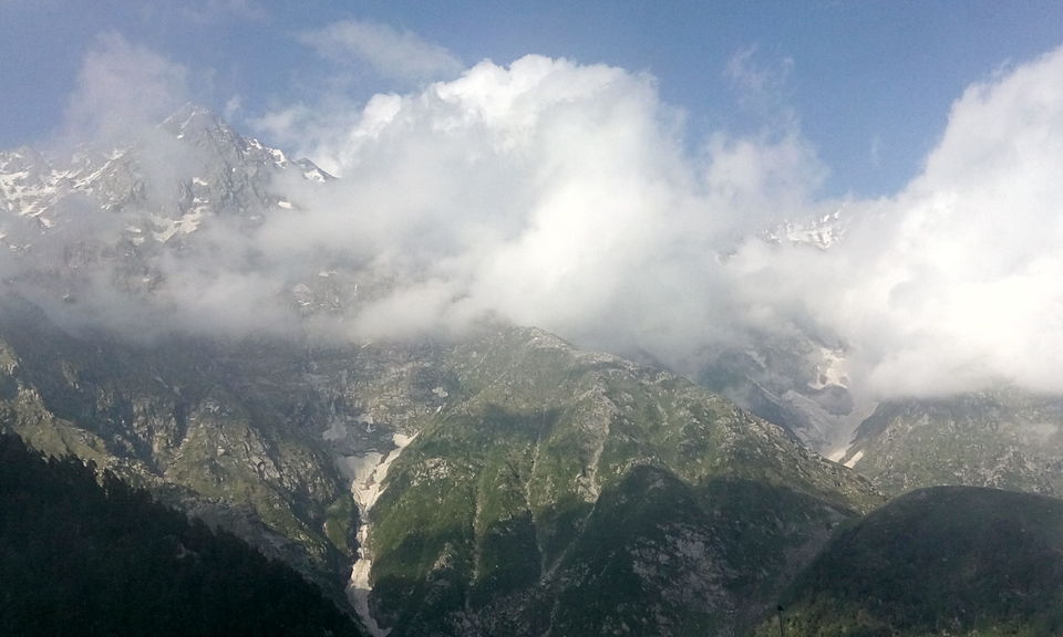 Photo of Triund-in the lap of nature 6/6 by Rohan Kapoor