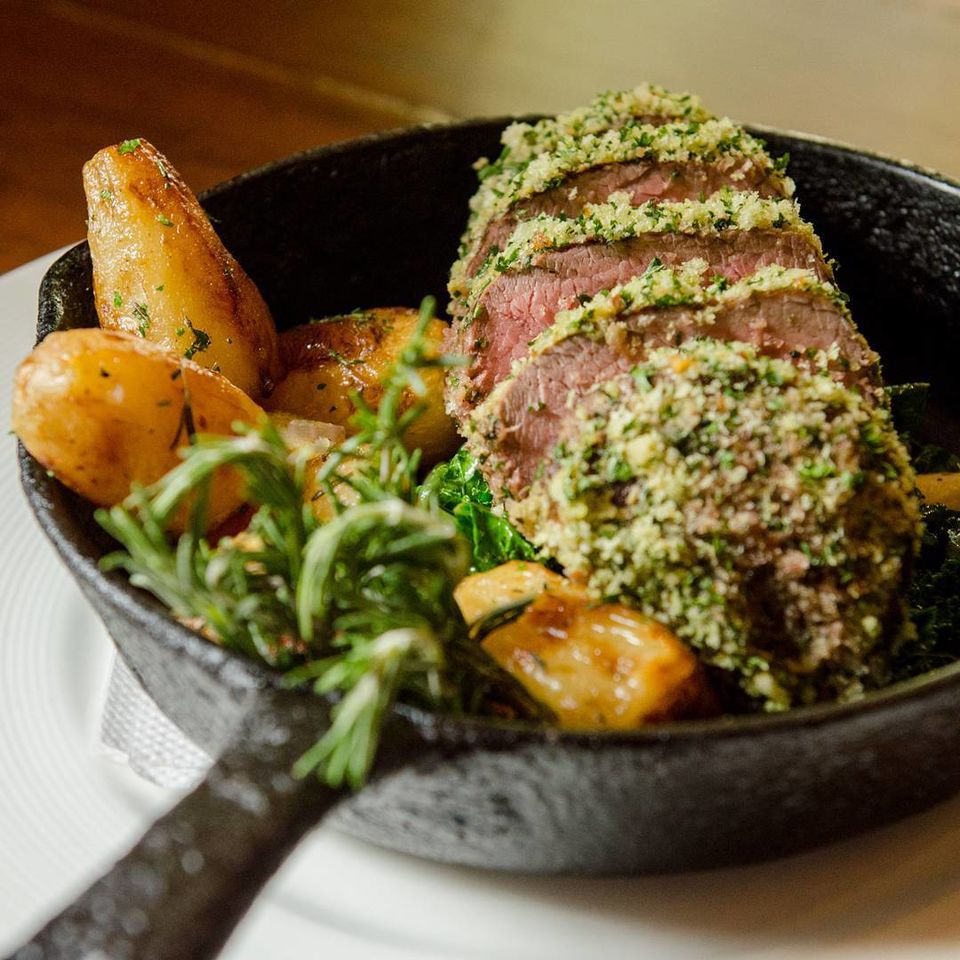 Photo of The 10 Best Restaurants In Mumbai To Celebrate Mother's Day 6/22 by Sumedha Bharpilania