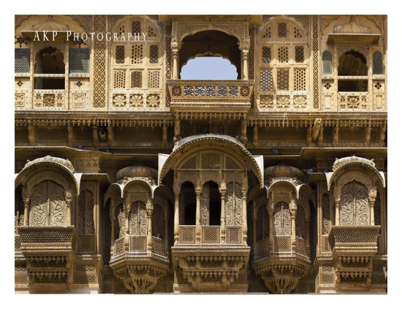 Photo of Gadisar Lake, Postal Colony, Jaisalmer, Rajasthan by The Wandering Chubbies