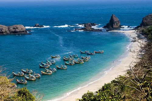 Photo of Tanjung Papuma (loket karcis), Sumberrejo, Jember Regency, East Java, Indonesia by Arland