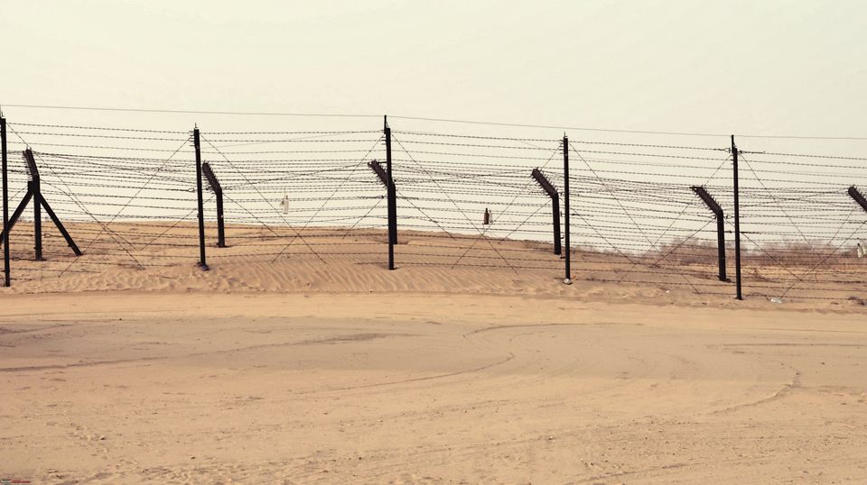 Photo of India–Pakistan Border Road, Buili, Jaisalmer, Rajasthan, India by Shashank Jain