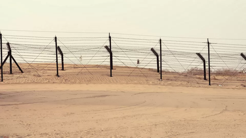 Photo of India–Pakistan Border Road, Buili, Jaisalmer, Rajasthan, India by Shashank Jain