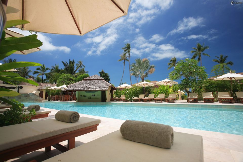 Photo of Planning a Long-Time Trip? Where Is It Better to Stay? 1/1 by Julia Beyers