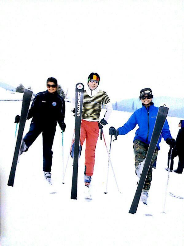 Photo of Skiing and Gulmarg go hand in hand 6/11 by Gargi Vishnoi