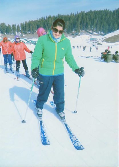 Photo of Skiing and Gulmarg go hand in hand 10/11 by Gargi Vishnoi