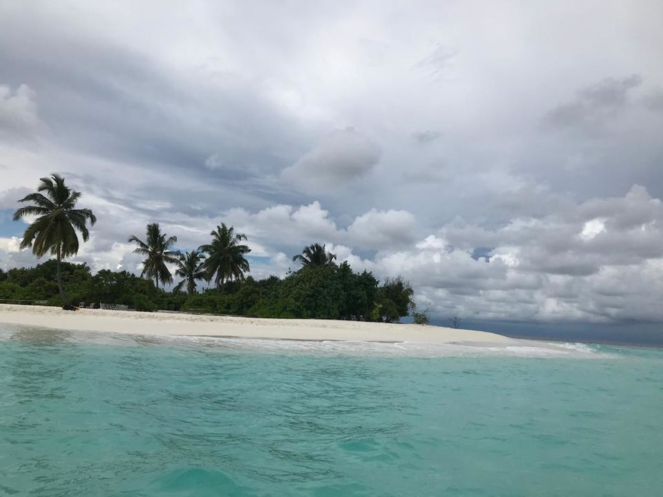Photo of Kirulhiya Maldives, Vashai Magu, Omadhoo, Maldives by Shweta Rathaur