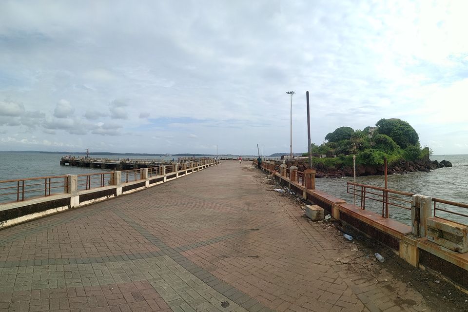 Photo of Dona Paula View Point, Dona Paula, India by Rishabh Vishnoi