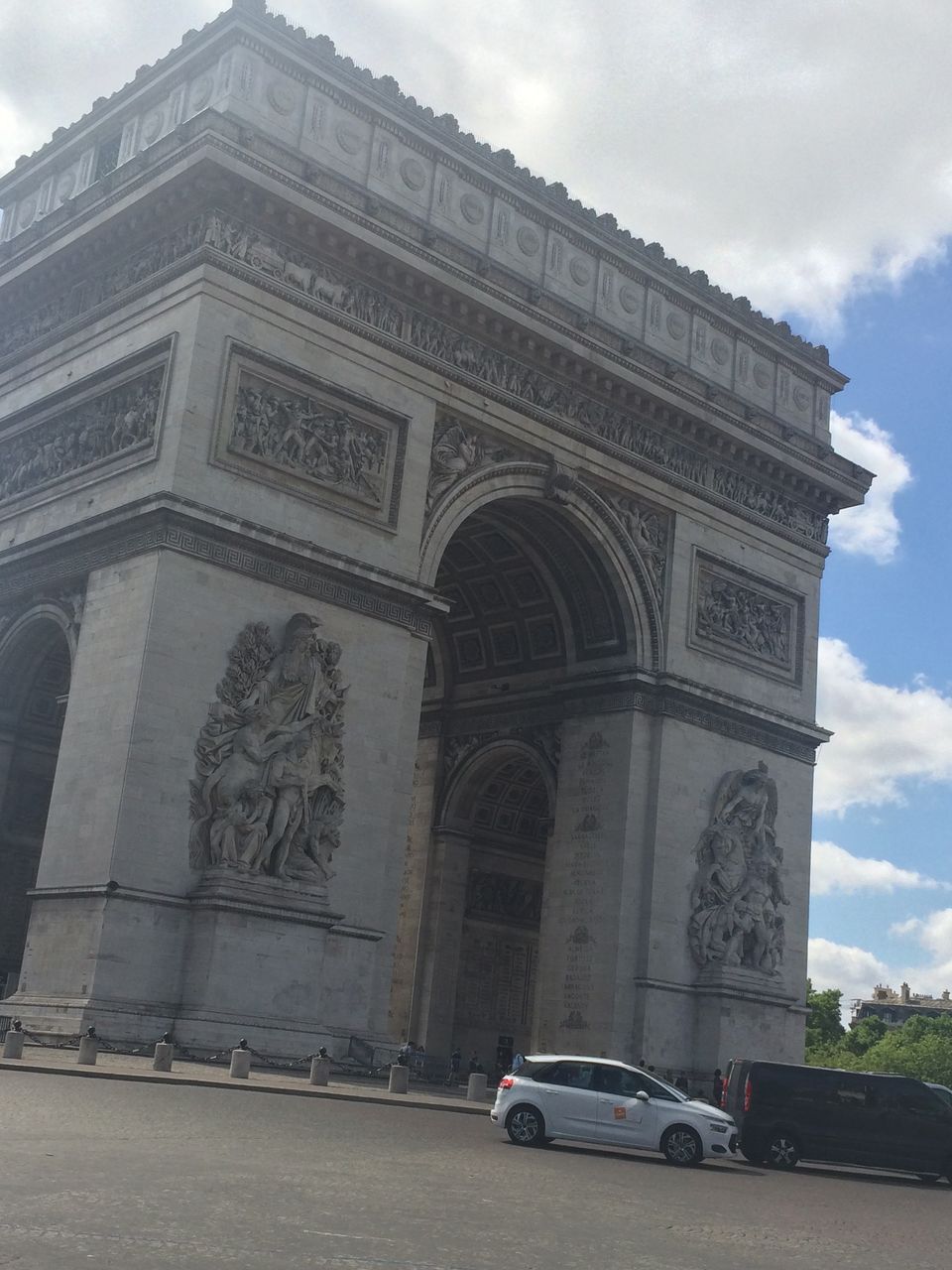Photo of Paris in just one day 2/5 by Rajvi Bhow