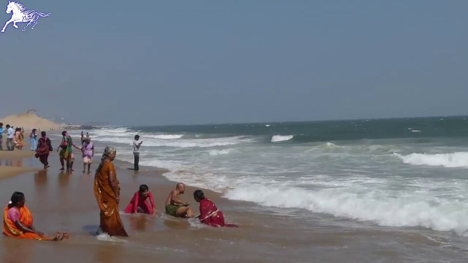Photo of मरीना बीच, Tamil Nadu by Aastha Raj