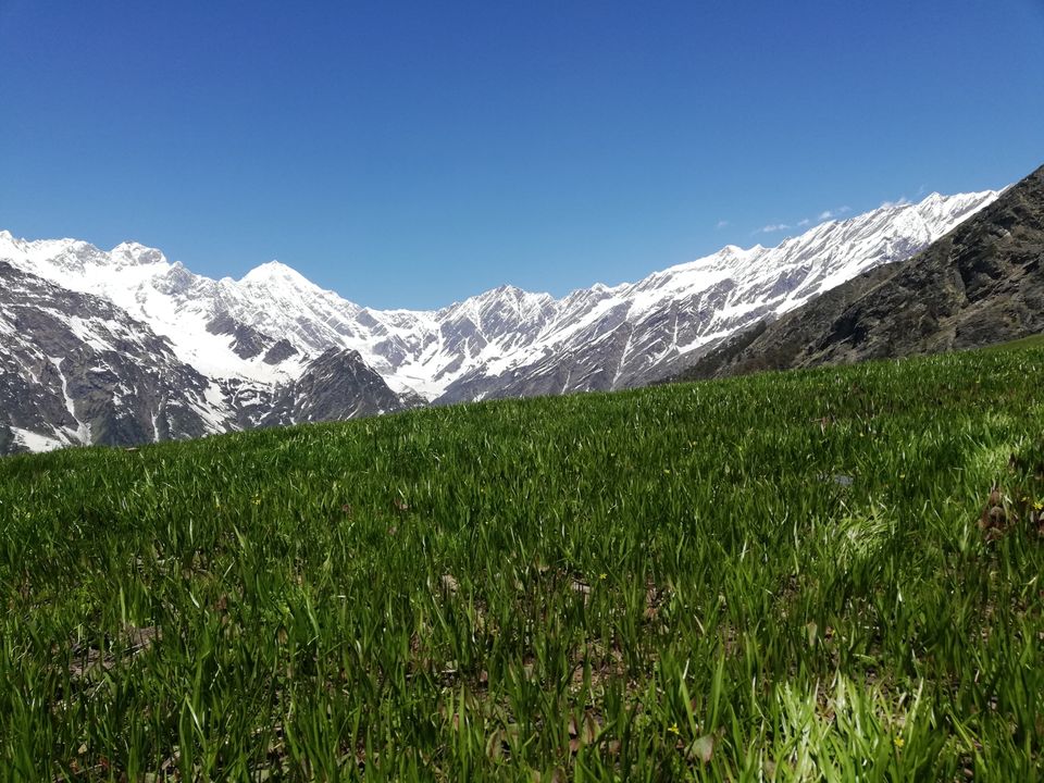 Photo of Delhi to manali trip trekking to patlsu trek by Binod singh