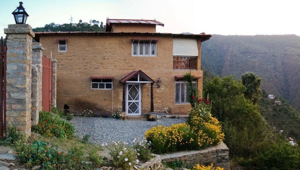 Photo of The Ramgarh Bungalows - 19th Century, (Above Nainital, Uttarakhand), Nainital, Uttarakhand, India by Rupesh Kumar Jha