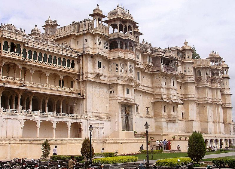 Photo of सिटी पैलेस, Tulsi Marg, Gangori Bazaar, J.D.A. Market, Pink City, Jaipur, Rajasthan, India by Rupesh Kumar Jha