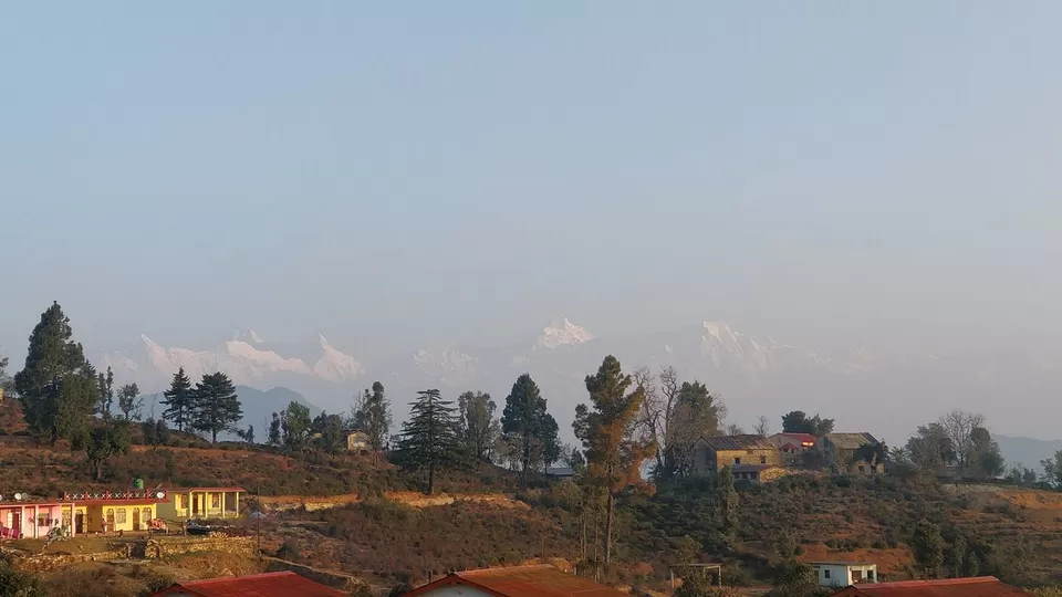 Photo of चौकोरी मंदिर, Chaukori, Uttarakhand, India by Rupesh Kumar Jha