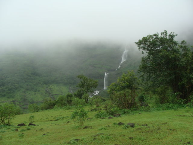 Photo of The Unforgettable Journey On Highway No. 222 to HarishChandragad by Shazy Buoy's Travel Diaries